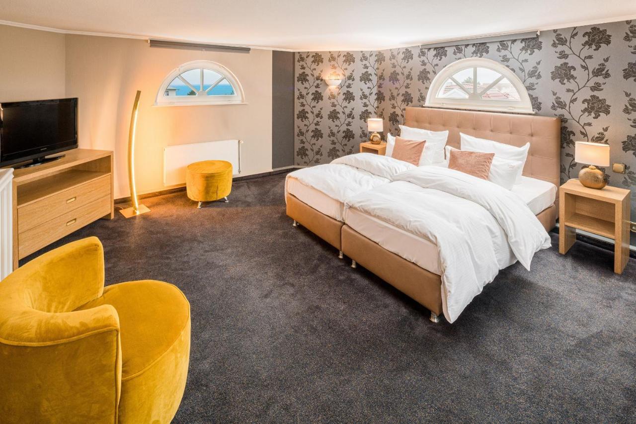 Hotel Residenz Waldkrone Ostseebad Kühlungsborn מראה חיצוני תמונה