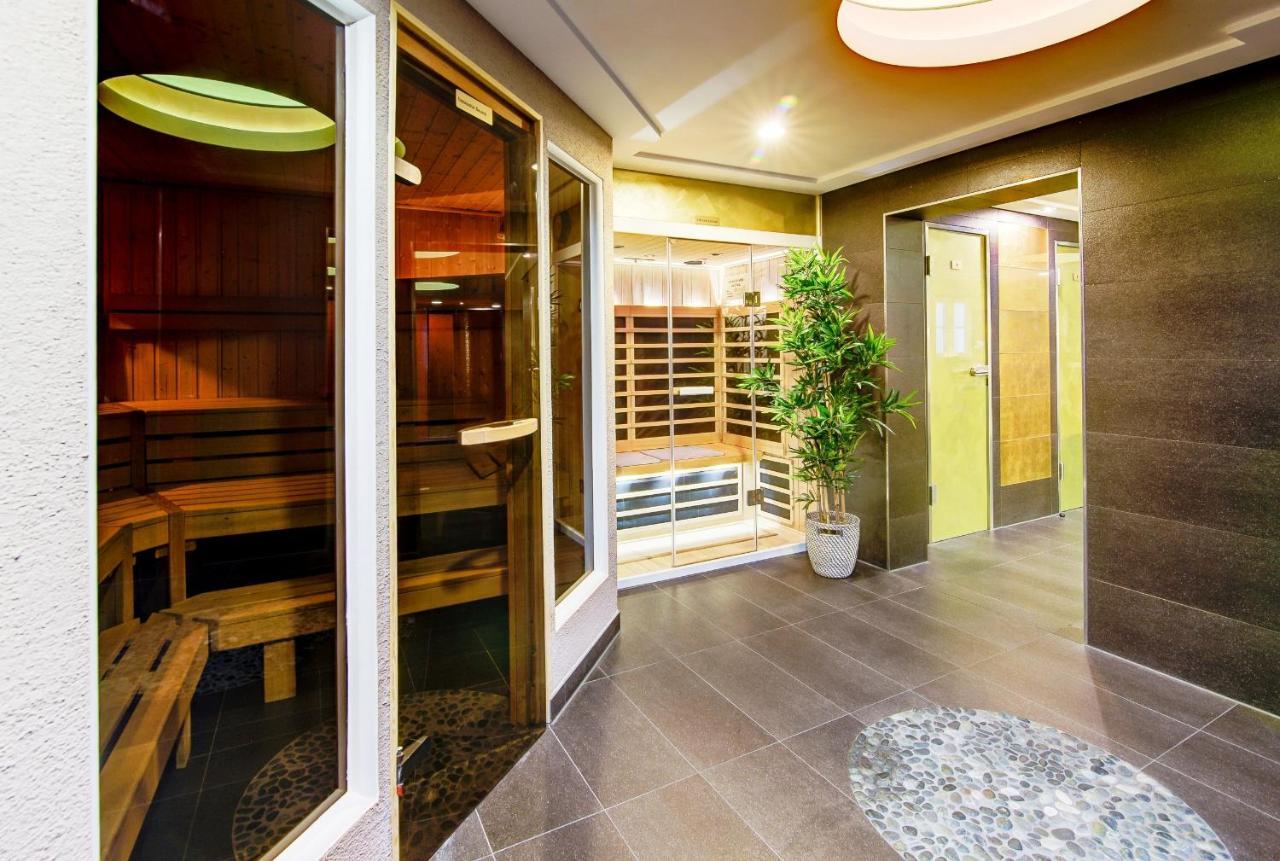 Hotel Residenz Waldkrone Ostseebad Kühlungsborn מראה חיצוני תמונה