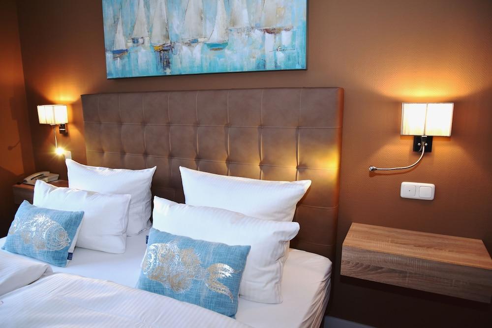 Hotel Residenz Waldkrone Ostseebad Kühlungsborn מראה חיצוני תמונה